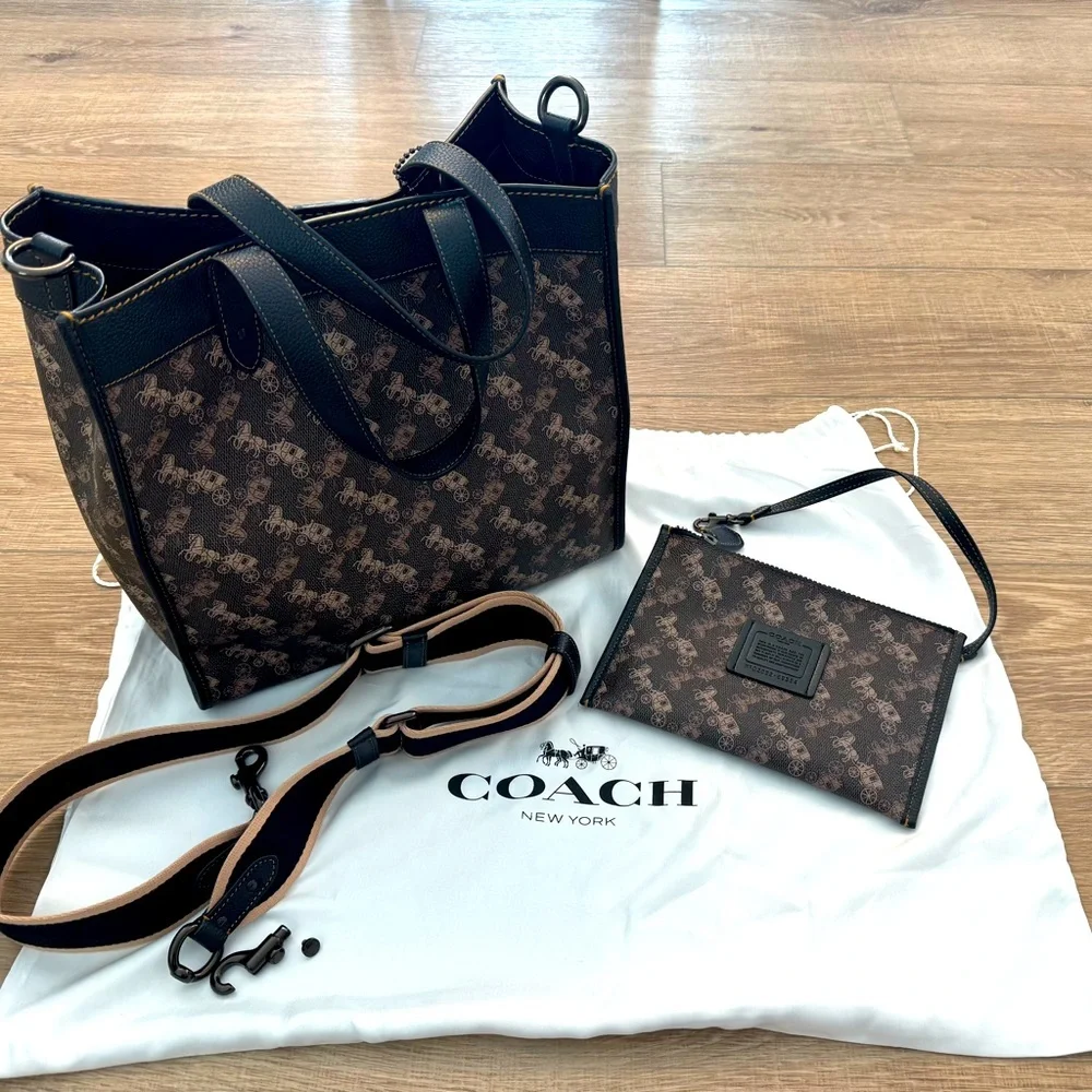 Coach Field Tote With Horse And Carriage Print